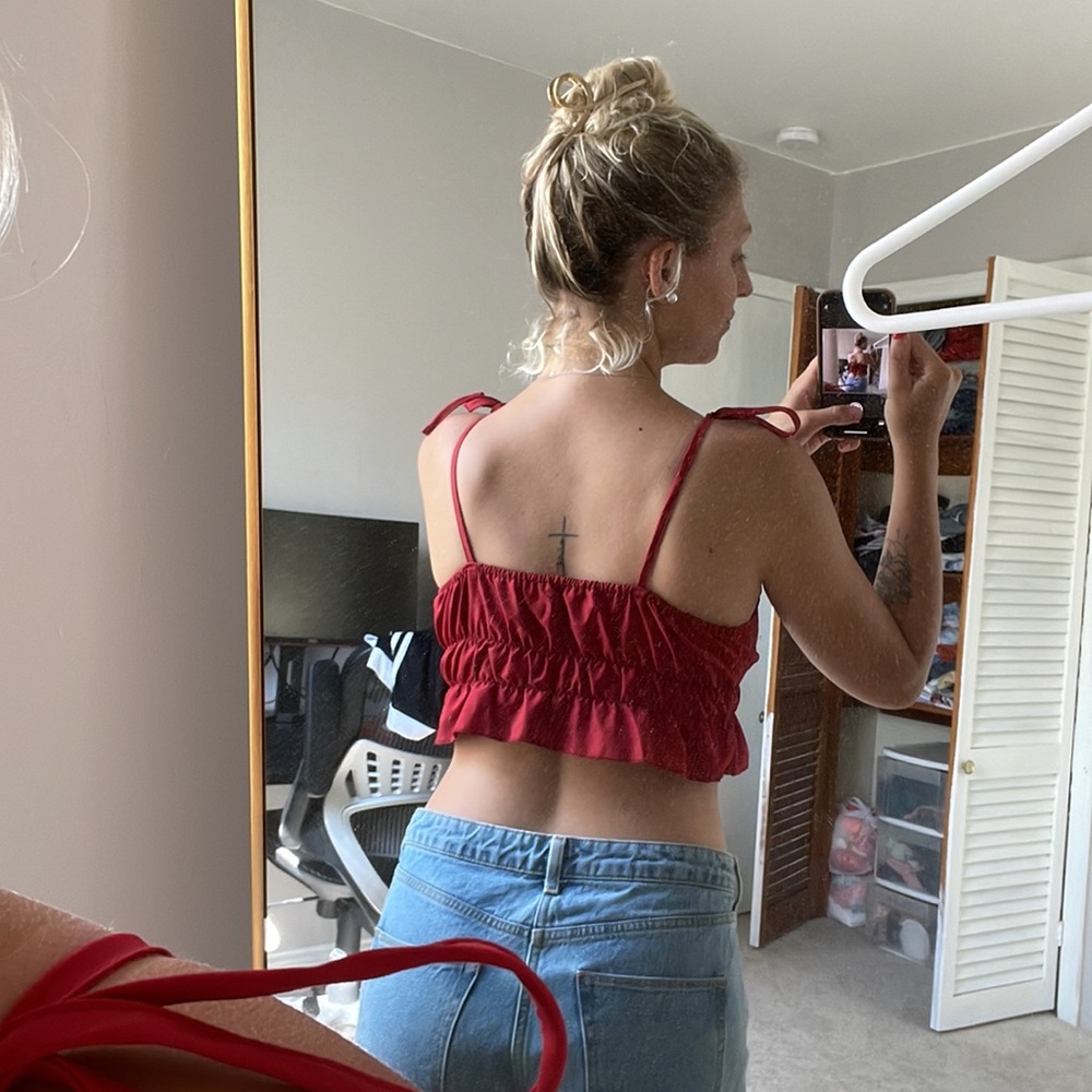 String Crop Top - Picture 4 of 4